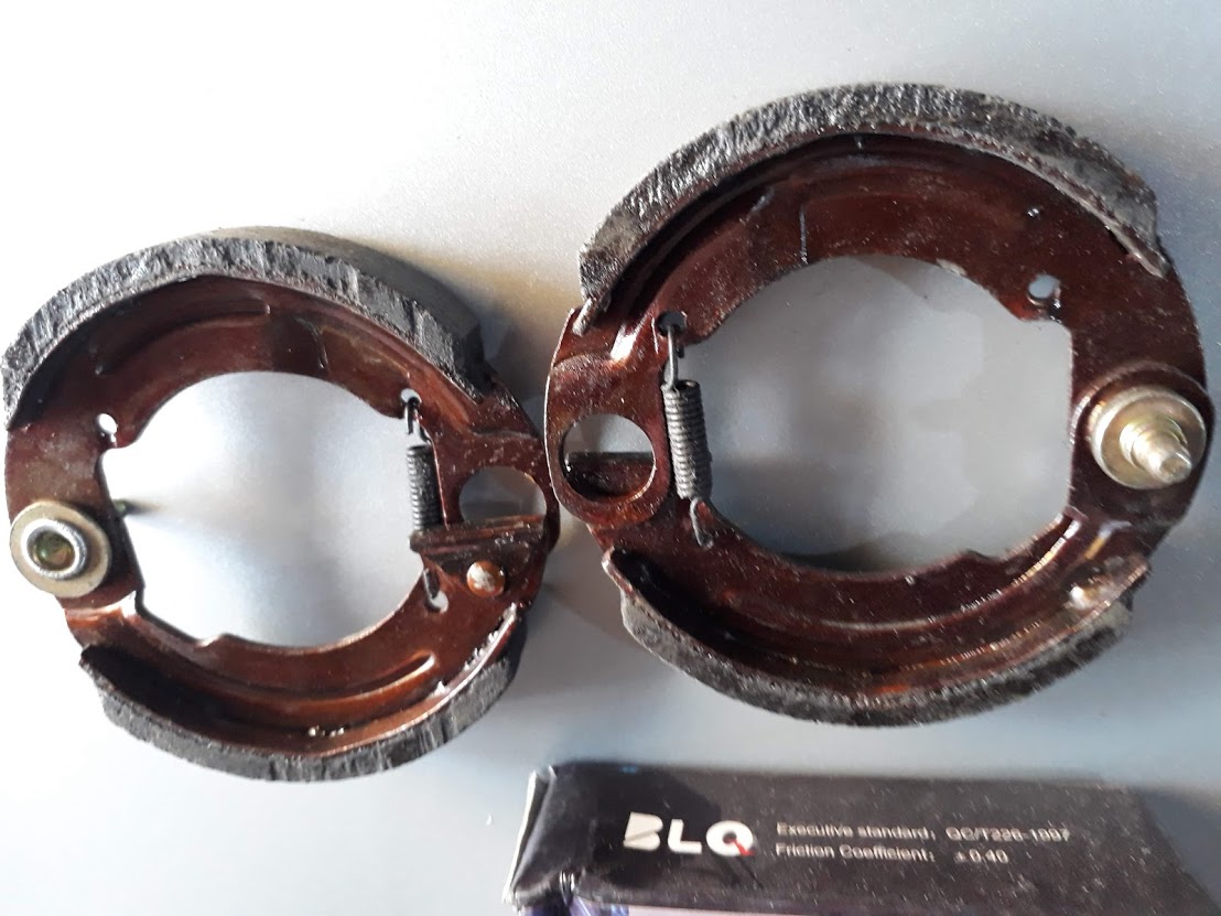 Má Phanh Sau, Bố Còng 100 Xe Đạp Điện [BLO]