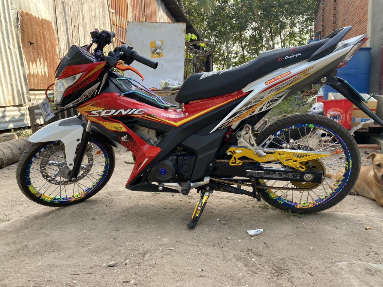 [KÈM QUÀ TẶNG] Tem xe Sonic , tem rời cao cấp dán xe trắng đỏ racing