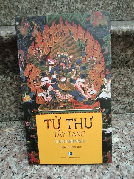 Sách - tử thư tây tạng