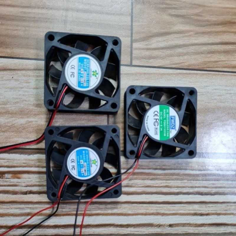 Quạt DC 12V 6×6(hàng rã máy)