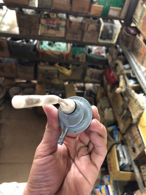 Khoá xăng (bơm xăng) xe Vespa Piaggio Zin