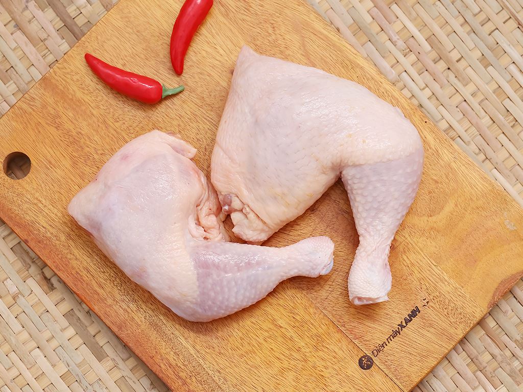 ĐÙI GÀ GÓC TƯ (1KG)