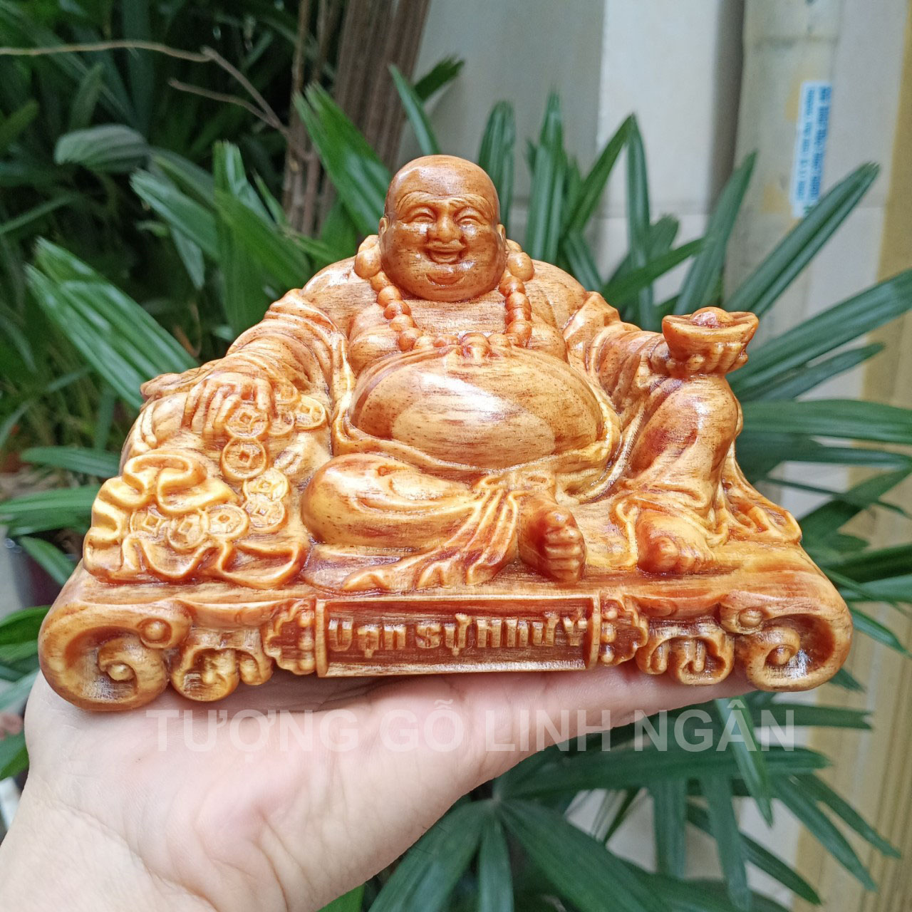 Tượng phật di lặc gỗ huyết long cực đẹp