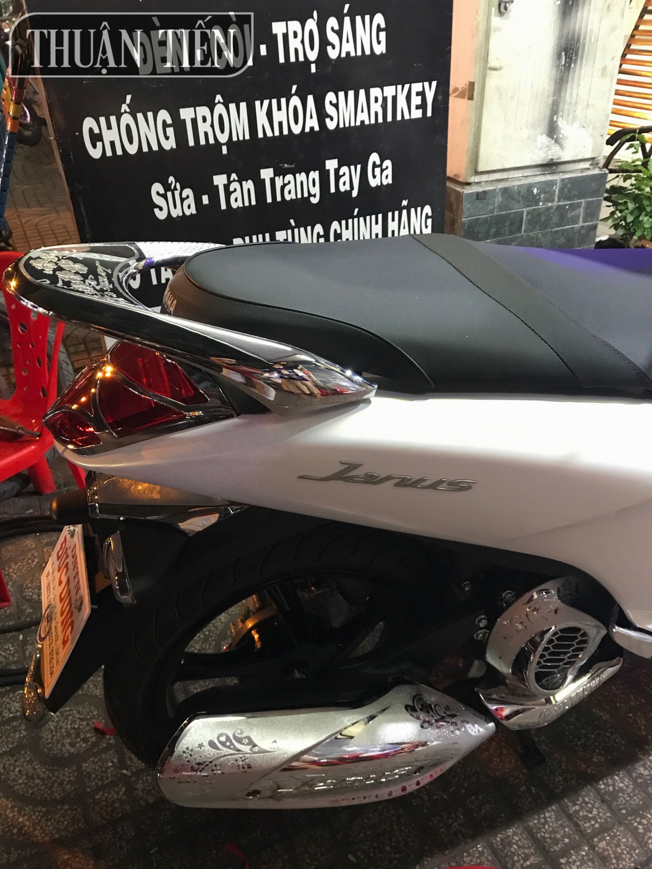 MỎ DÈ TRƯỚC VÀ SAU JANUS YAMAHA MẠ XI CAO CẤP