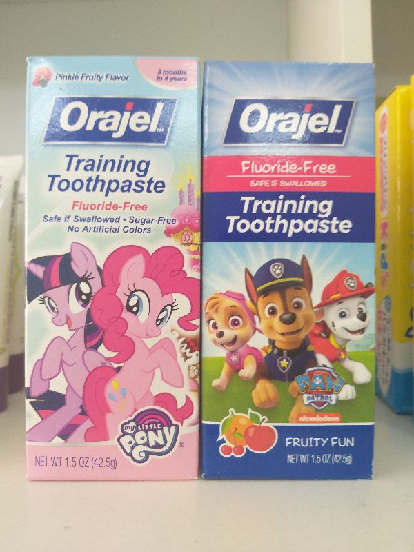Kem đánh răng Orajel Mỹ cho trẻ