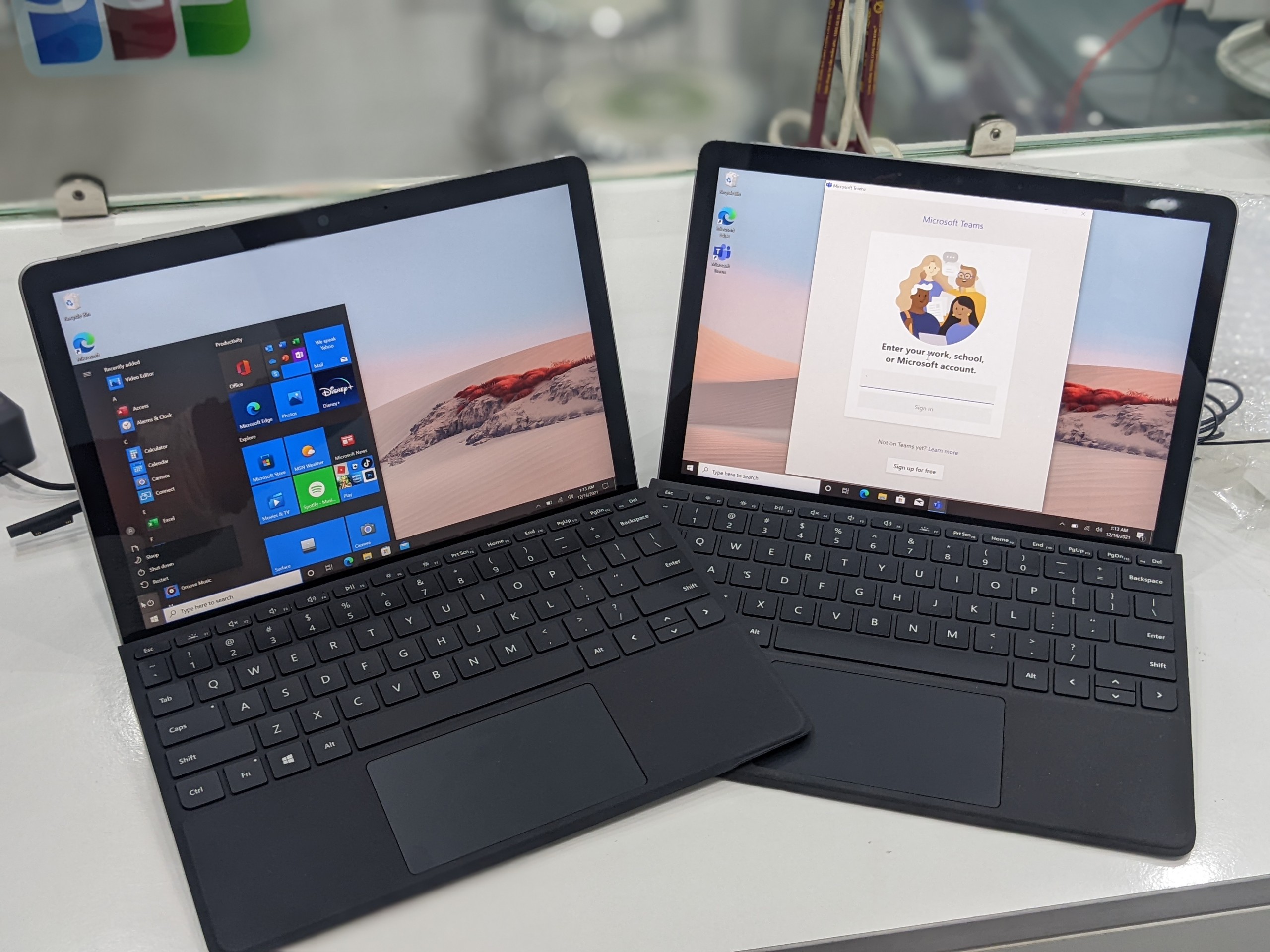 Máy tính bảng Microsoft Surface Go 2 | Intel Pentium 4425Y 8/128GB | Tặng sạc OEM + bàn phím Type Cover