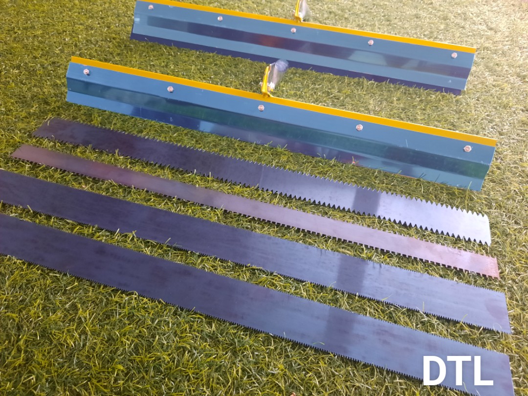 Bàn cào sơn Epoxy tự san phẳng bằng thép dài 56cm lược thay thế . Chiều cao răng lược 0, 1, 2, 3, 5mm