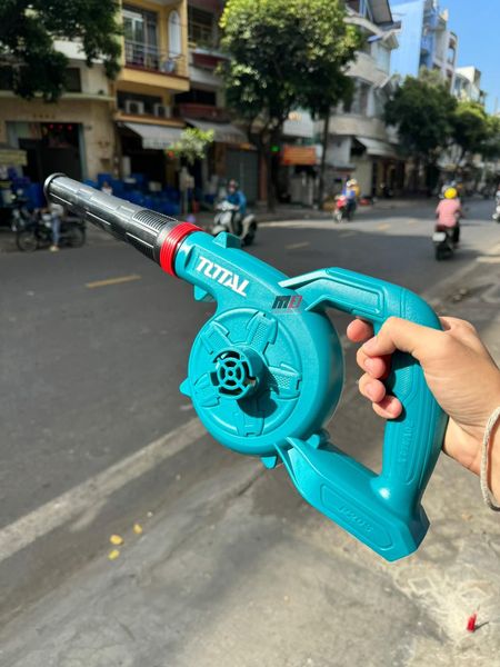 Máy Thổi Bụi Dùng Pin 20V Total / TABLI20028