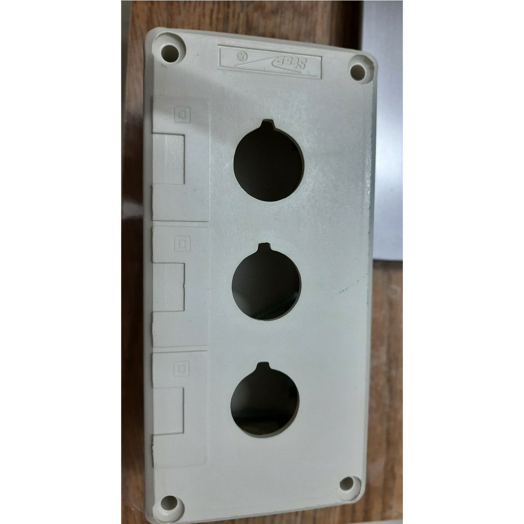 Hộp nút nhấn 1 lỗ 2 lỗ 3 phi 22 / 25