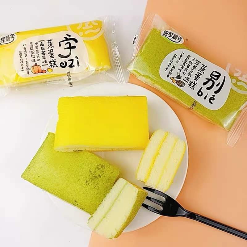 Bánh Bông Lan Tươi Nhân Kem cuộn Trà Xanh / Dâu / Xoài