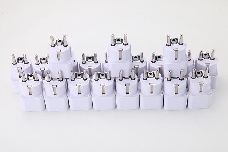 Combo 2 Phích Cắm Chuyển Đổi Đa Năng Cho Gia Đình