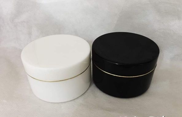 10 HỦ NHỰA ĐỰNG KEM 150gr