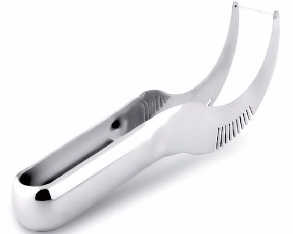 Dụng cụ cắt dưa hấu siêu tốc tiện dụng