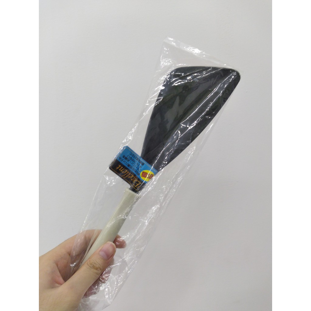 Muôi đảo chịu nhiệt (tay cầm màu trắng) NHẬT BẢN - Chuẩn 100%