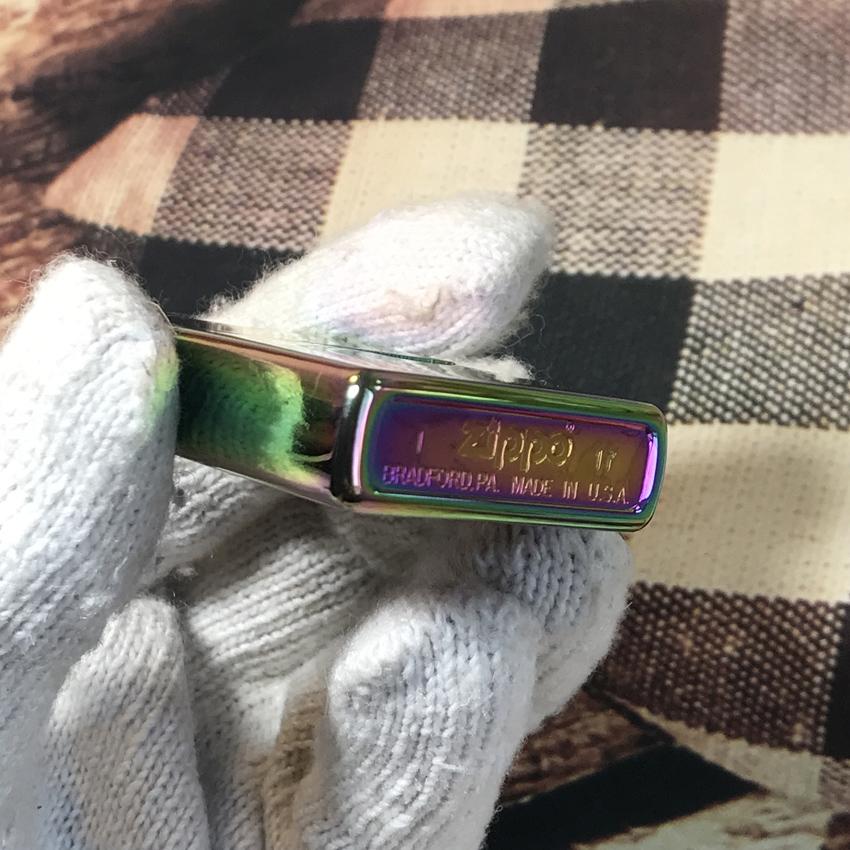 Zippo Spectrum (bảy màu) (không bao gồm xăng)