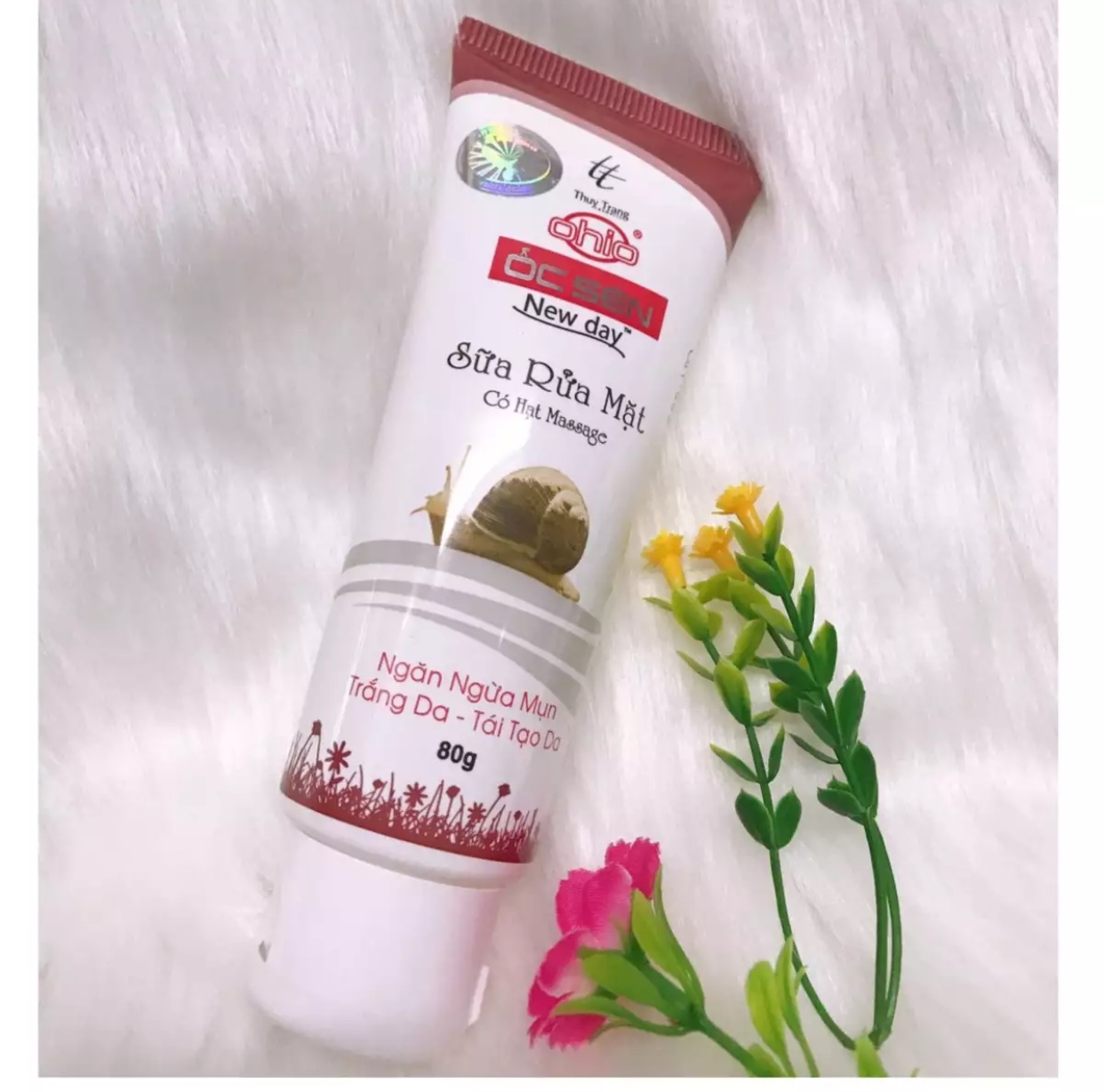Sữa rửa mặt ngăn ngừa mụn dưỡng trắng tái tạo da ohio ốc sên new day