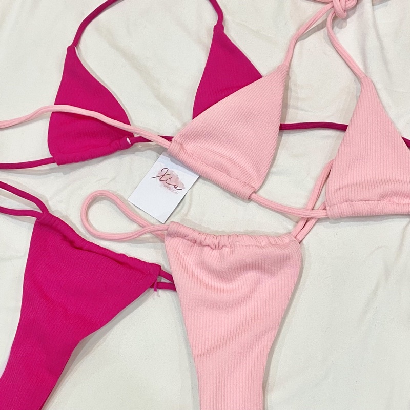 Bikini 2 mảnh tam giác quần lọt khe
