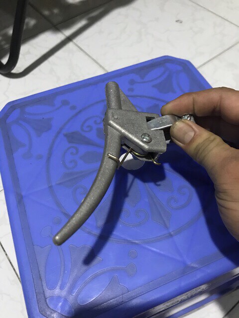 2 CÒ GA NHÔM MÁY CẮT CỎ Ảnh thật
