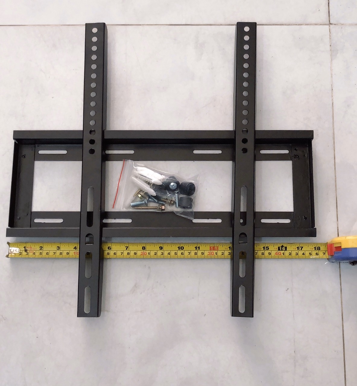 Khung treo tivi sát tường 42 - 65 inch