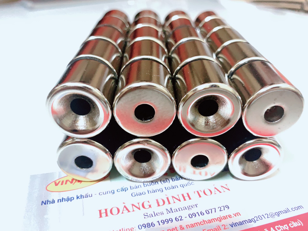 Combo ( 5 viên nam châm 20x20 lỗ vát 6mm)