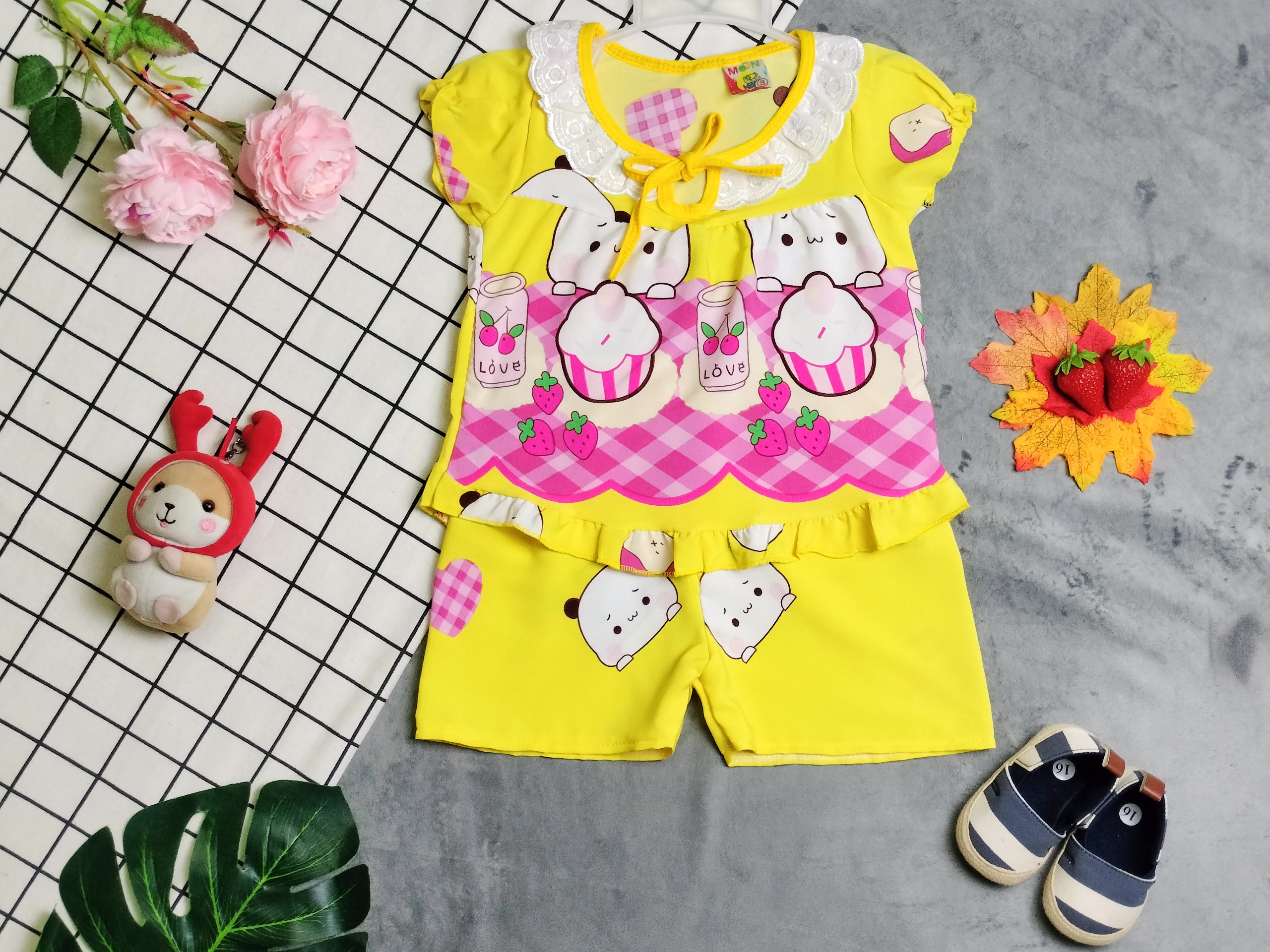 Bộ Lụa Tay Phồng Viền Bèo (giao màu ngẫu nhiên) (6-18kg)