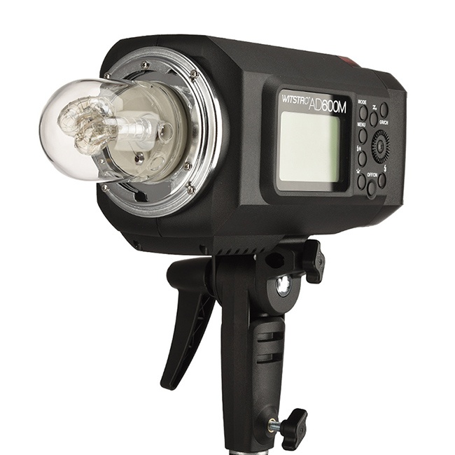 Đèn ngoại cảnh GODOX AD600BM