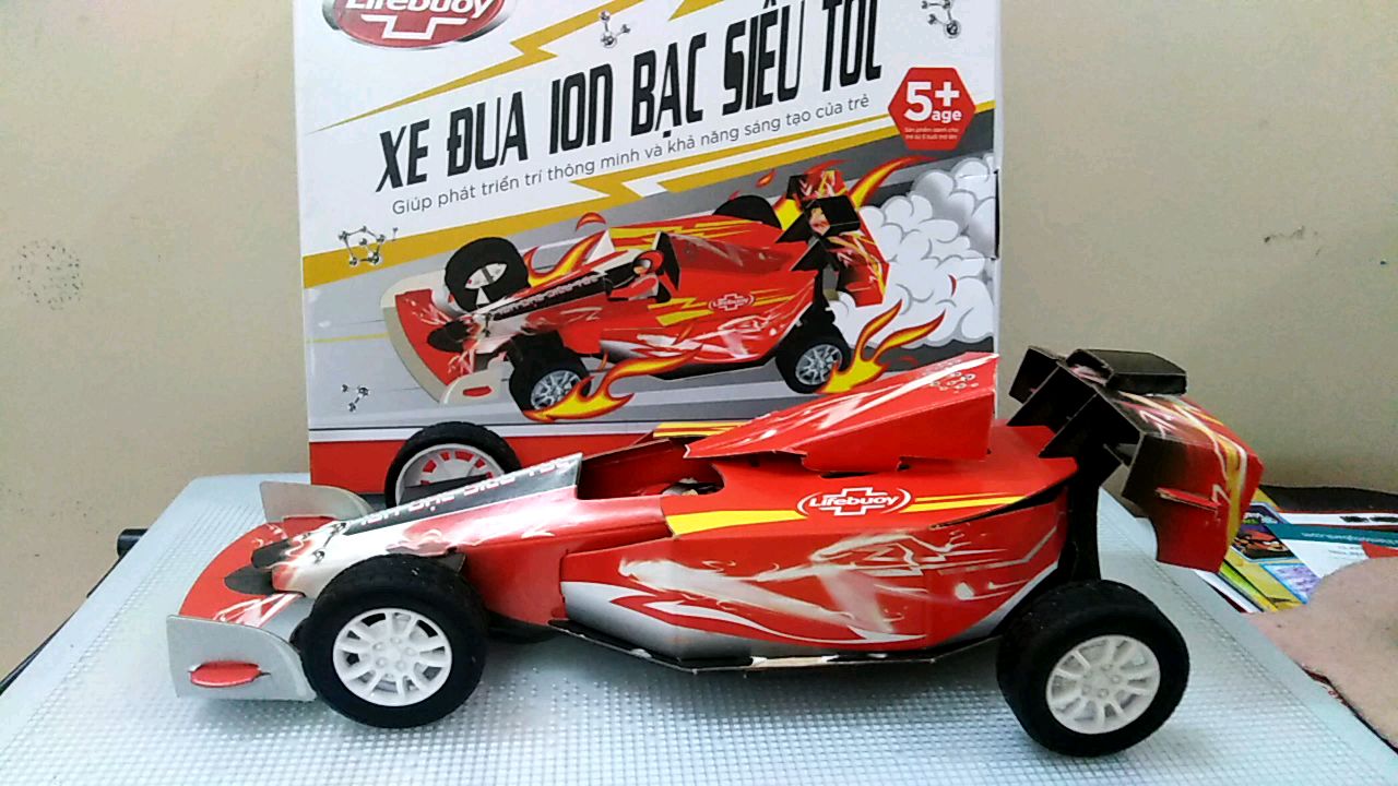 Game trí tuệ, Xe đua xếp hình - ion bạc siêu tốc (quà tặng Lifebuoy)