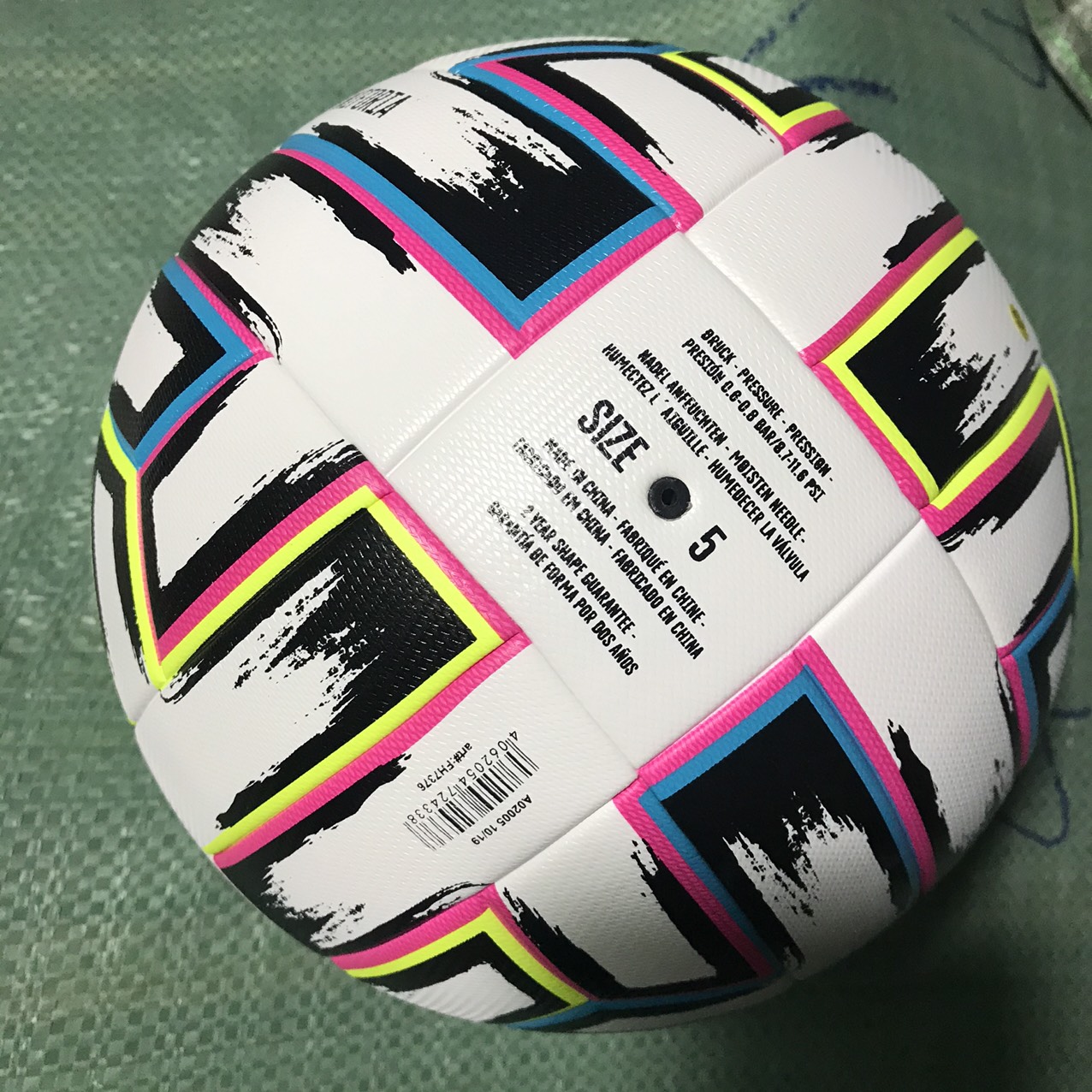 Quả bóng đá WC 2026 Size 4, 5 banh bóng đá đúc mẫu mới nhất
