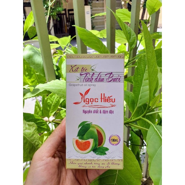 Xịt tóc tinh dầu bưởi - Ngọc Hiếu 50ml