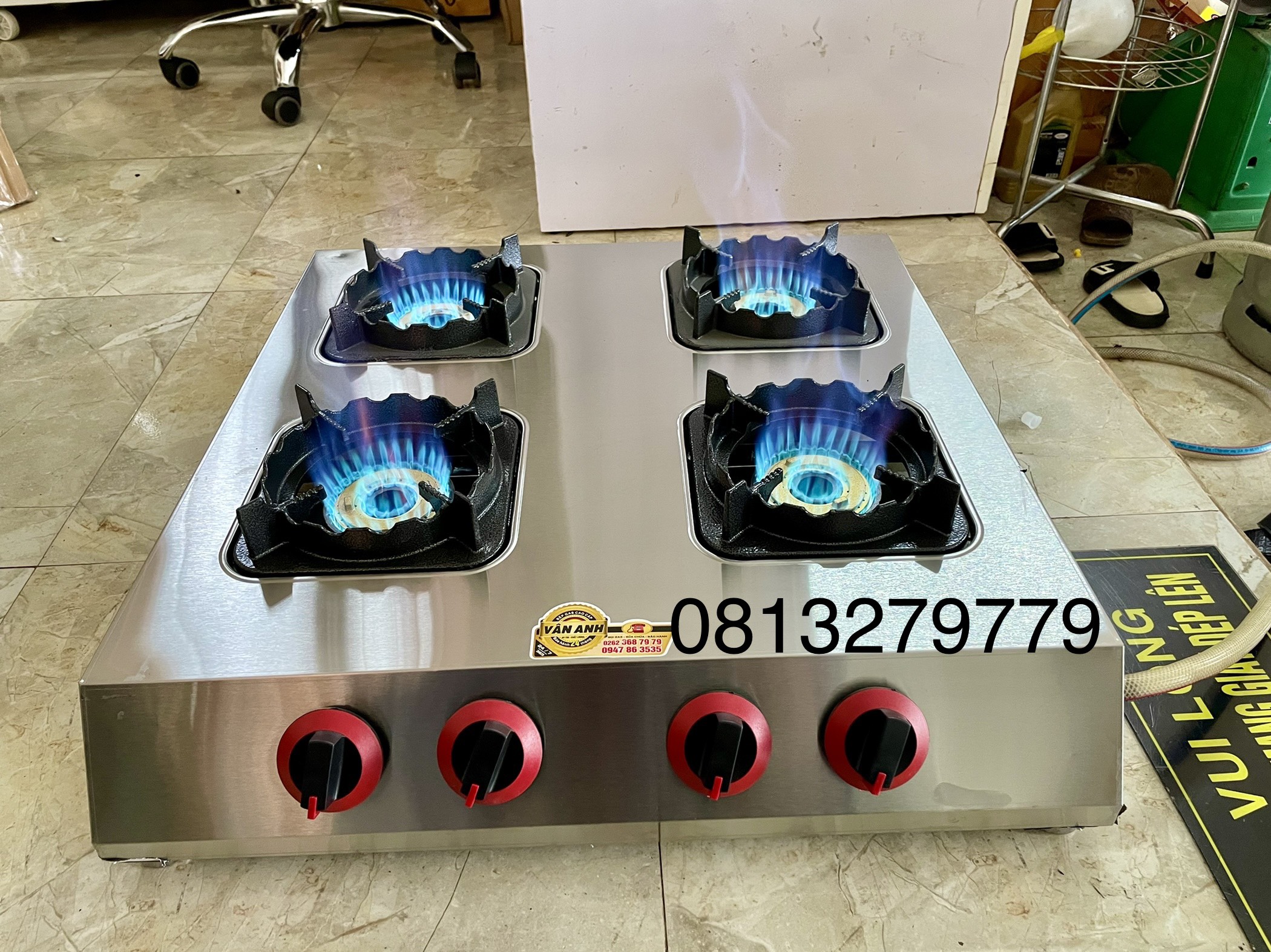 BẾP KHÒ 4 LÒ BẾP CÔNG NGHIỆP 4 CỬA ( VUÔNG CAO CẤP)