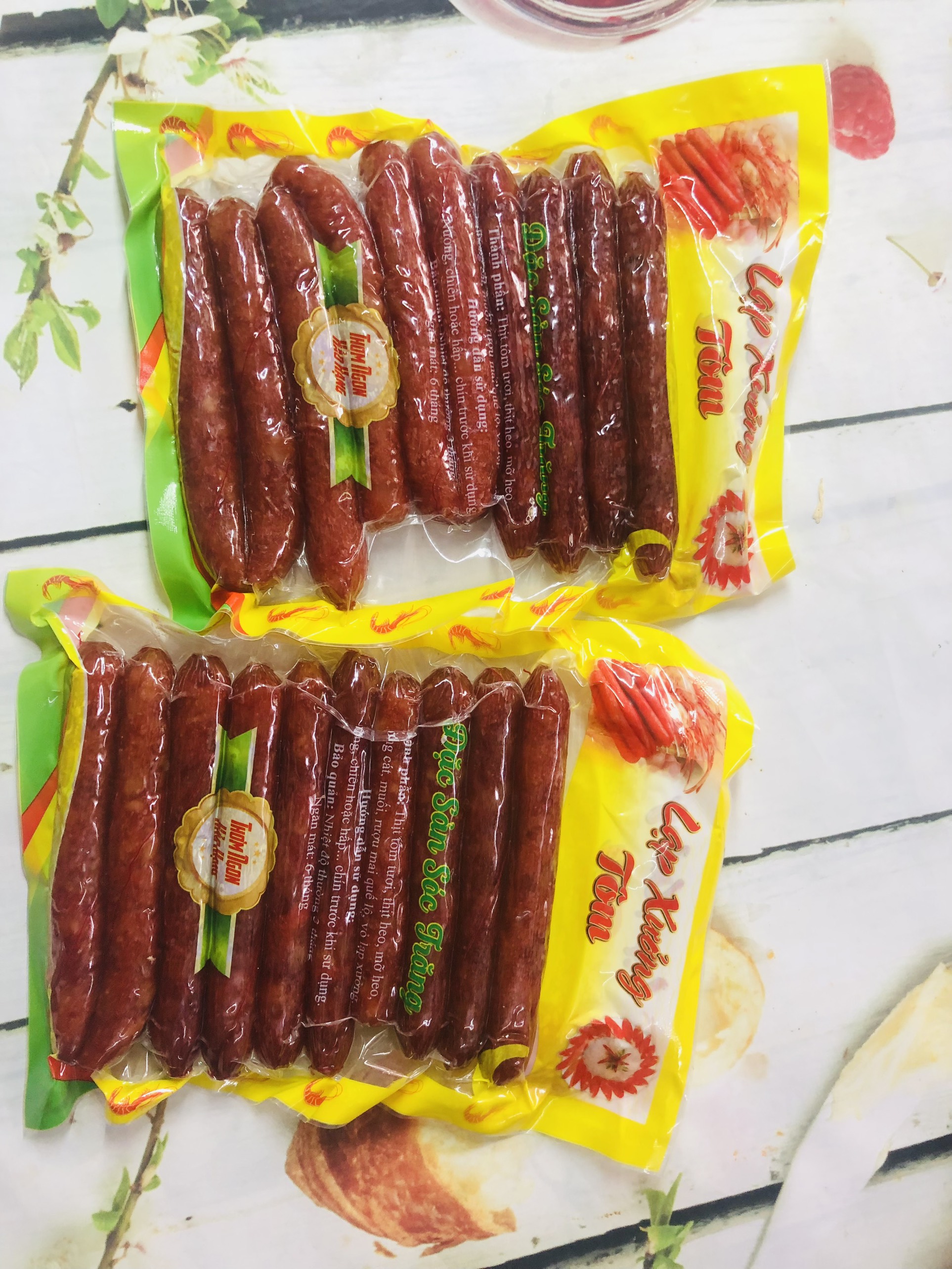 Lạp xưởng tôm loại 500gr