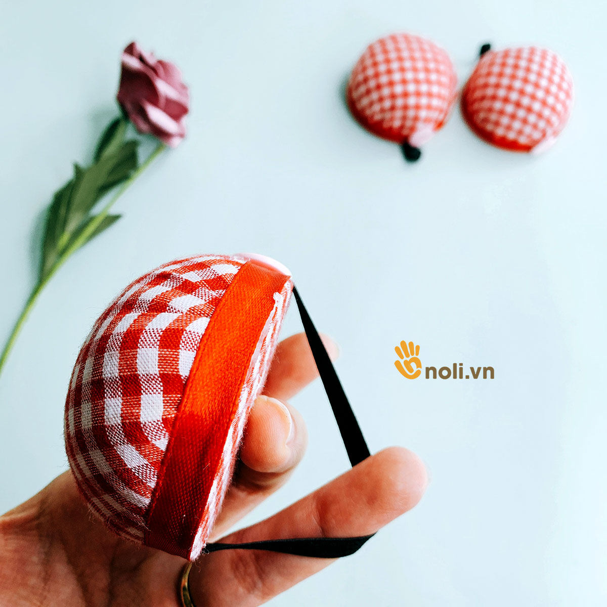 Đế Cắm Kim Khâu. Ghim Định Vị