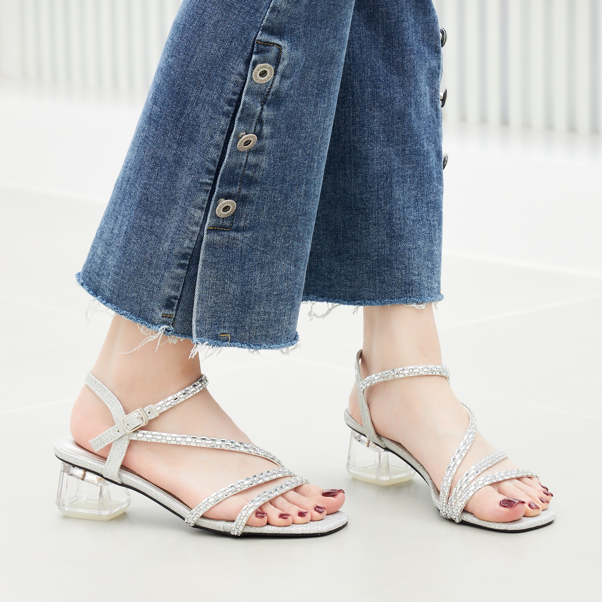 Giày sandal cao gót mwc 4449 - giày cao gót quai mảnh đính đá đế vuông trong suốt sang chảnh