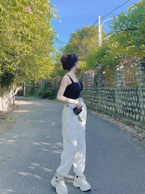Quần Jogger Nữ Bo Gấu Chất Đũi Cá Tính