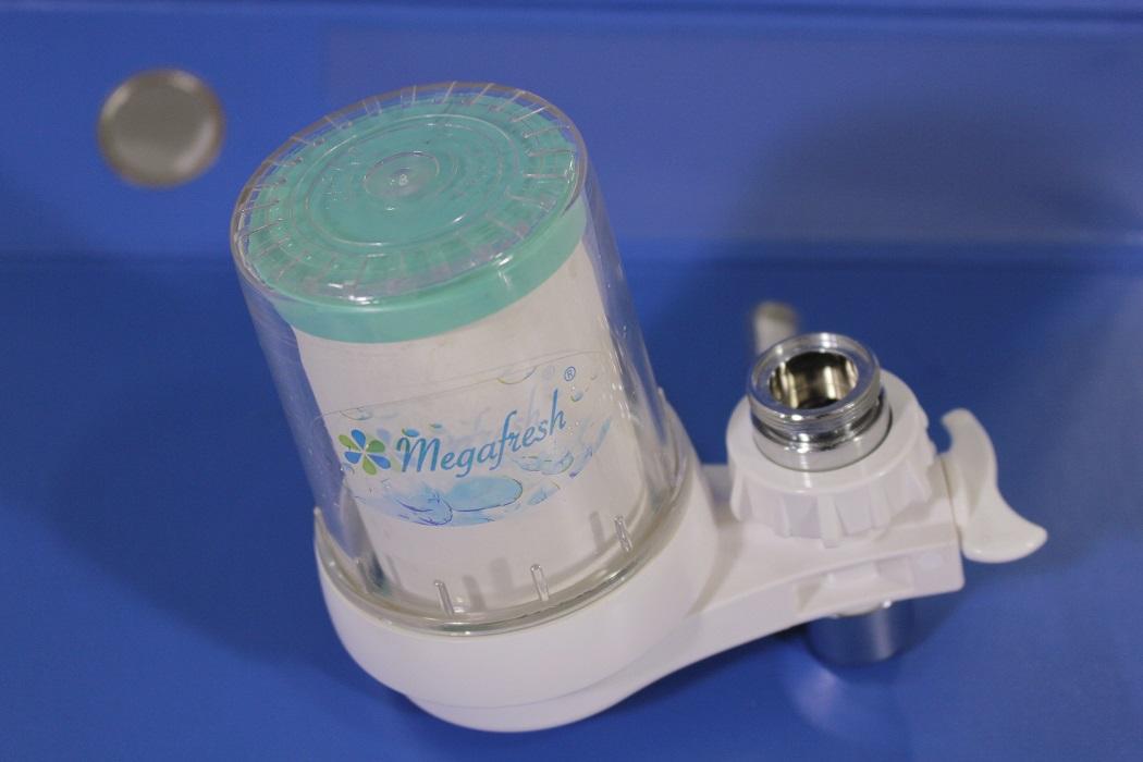 EF-10 Máy lọc nước tại vòi