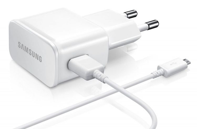 Củ sạc nhanh 2A Micro USB cho các dòng máy điện thoại ( SIÊU BỀN )