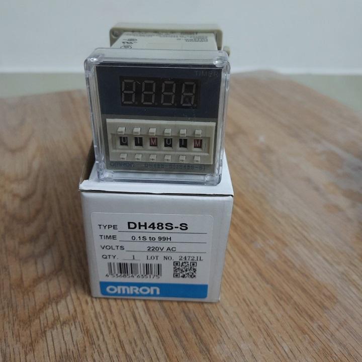 Đồng hồ hẹn giờ timer thời gian OMRON DH48S-S kèm đế