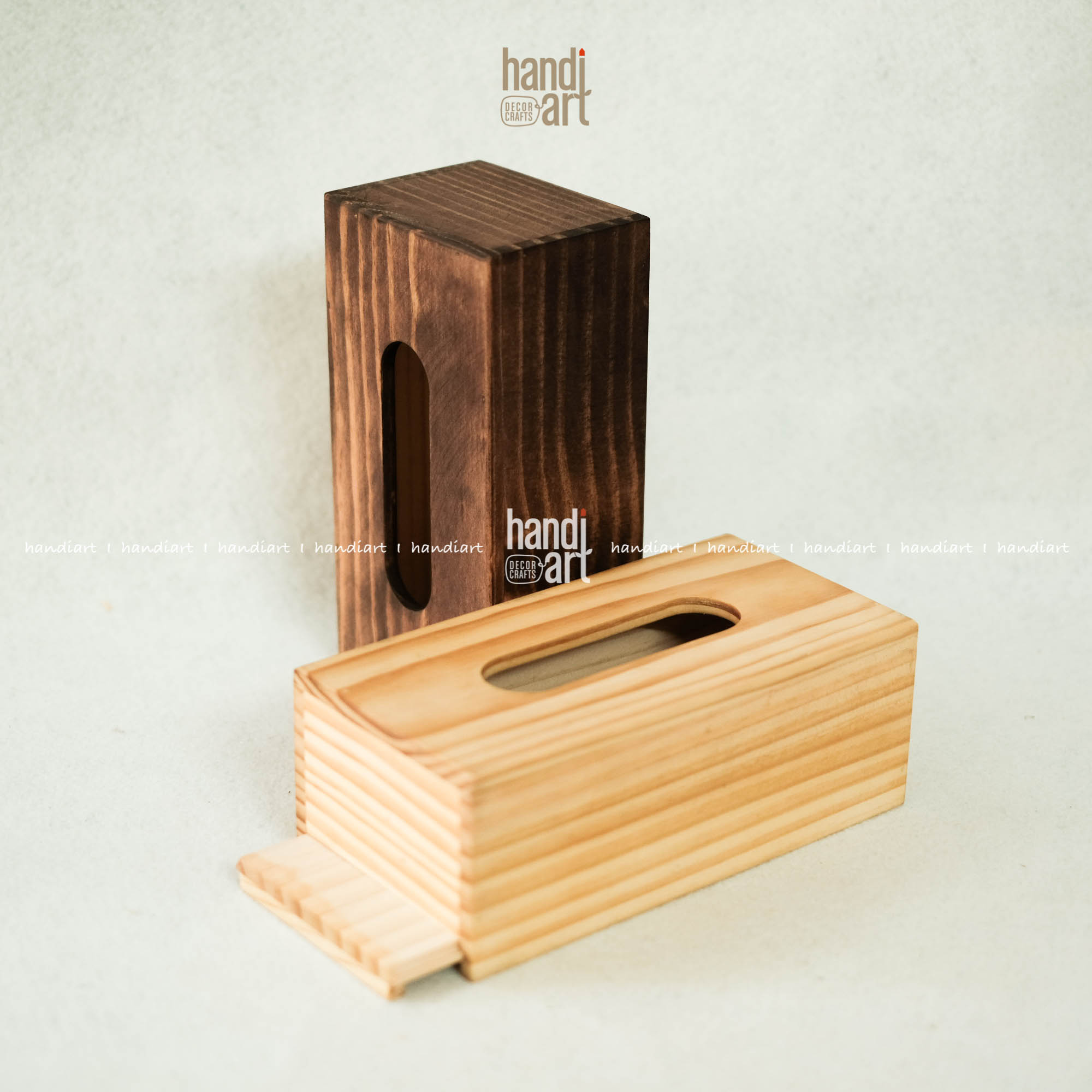 Hộp đựng khăn giấy bằng gỗ