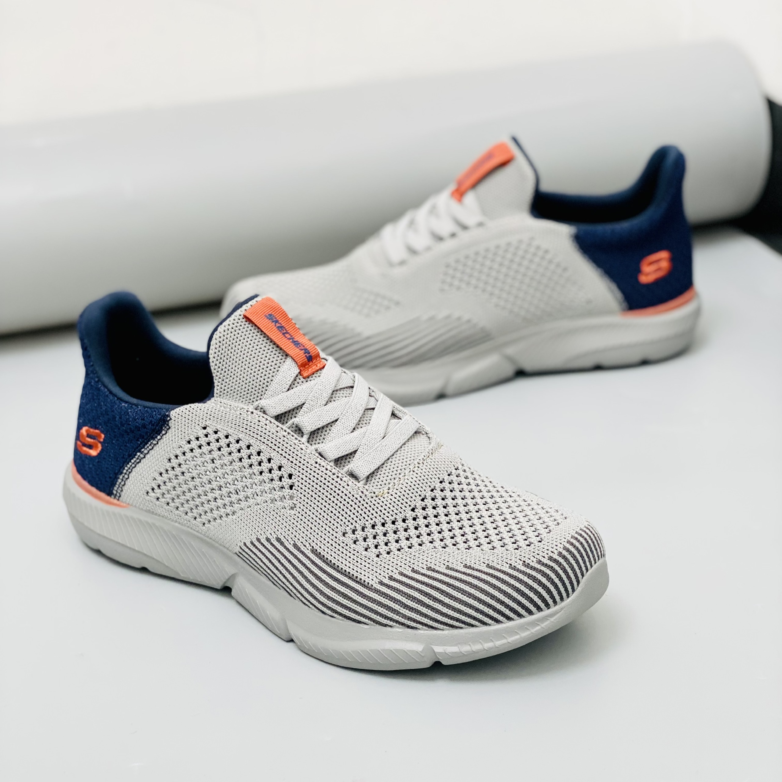 giày thể thao nam skechers xỏ chân