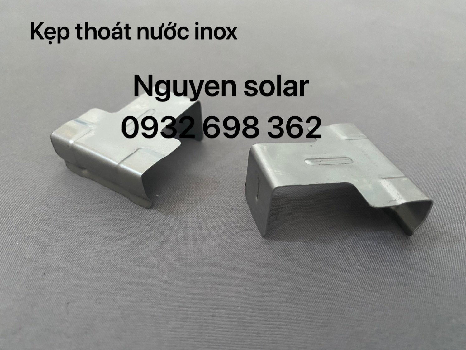 Kẹp thoát nước inox  pin năng mặt trời