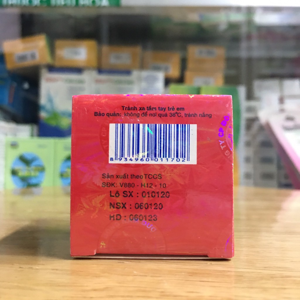 Dầu cù là THIÊN THẢO lọ 10g/30g