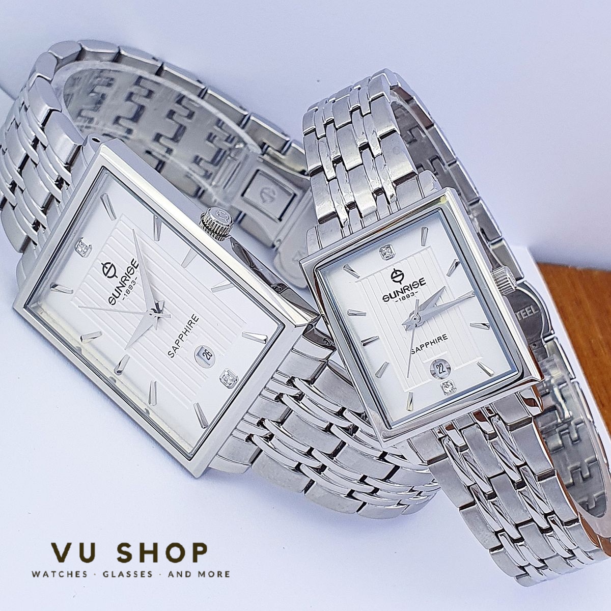 Đồng hồ đôi Sunrise 1190SA Mặt vuông Kính Sapphire Chính hãng