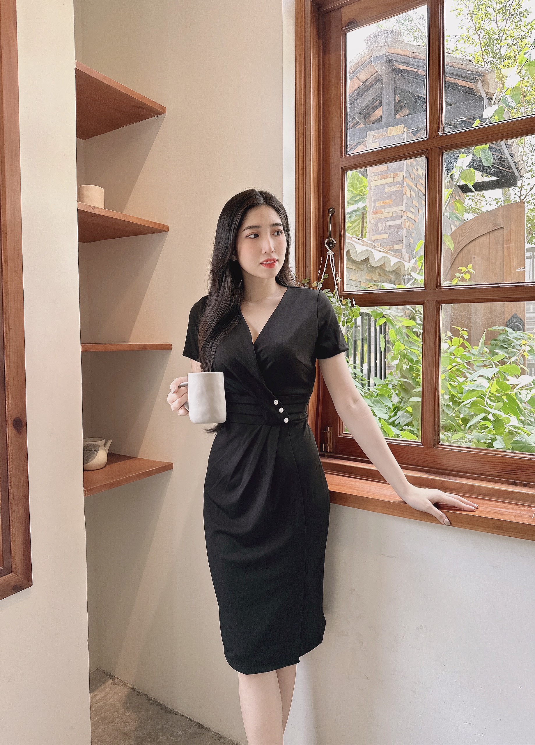 đầm nữ xếp ly thiết kế sang trọng
