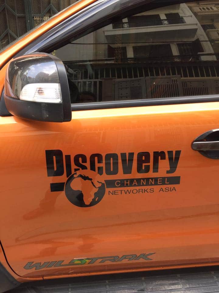 Tem dán cánh cửa Discovery ( Bạc)