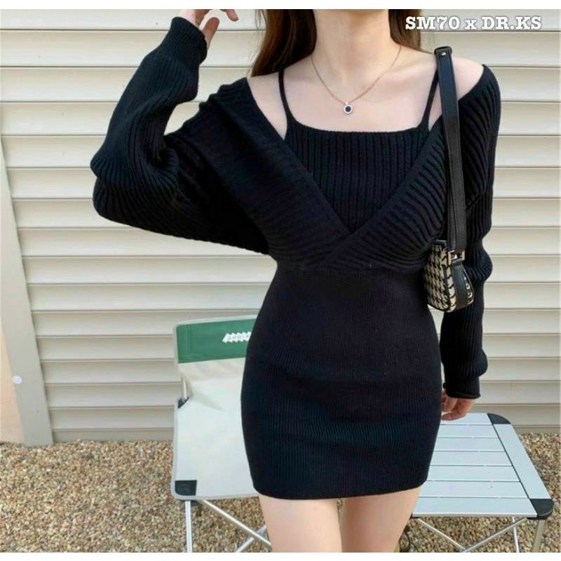 Đầm gân đũa trễ vai cổ V