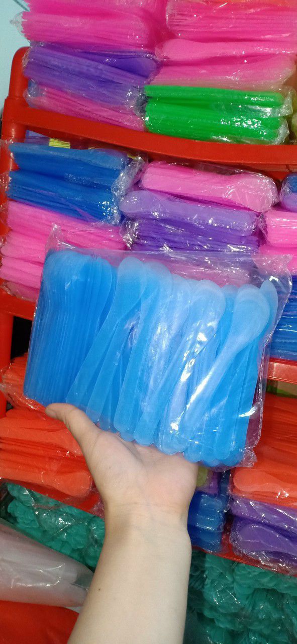 Combo 100 muỗng múc kem [màu xanh dương]