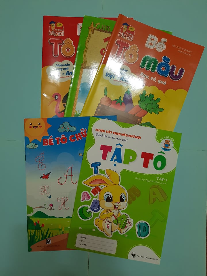 Combo 05 quyển sách gồm tô màu và tô chữ cho bé - tặng kèm 01 hộp bút sáp tô màu