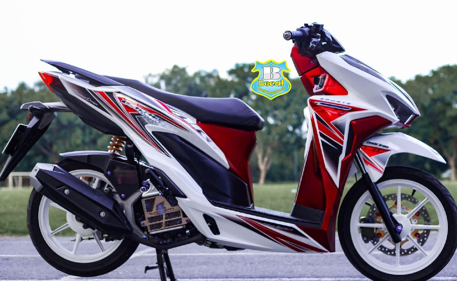 Tem rời vario 150 trắng đỏ rice decal