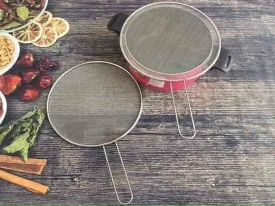 Nắp chảo chống bắn mỡ bằng lưới inox dạng tròn