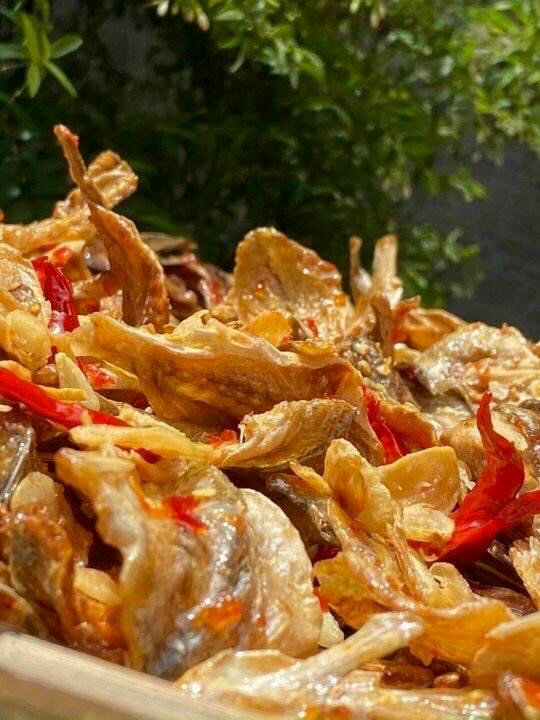 [HCM]HỦ 250GR CÁ ĐÙ CHÁY BƠ TỎI SIÊU NGON